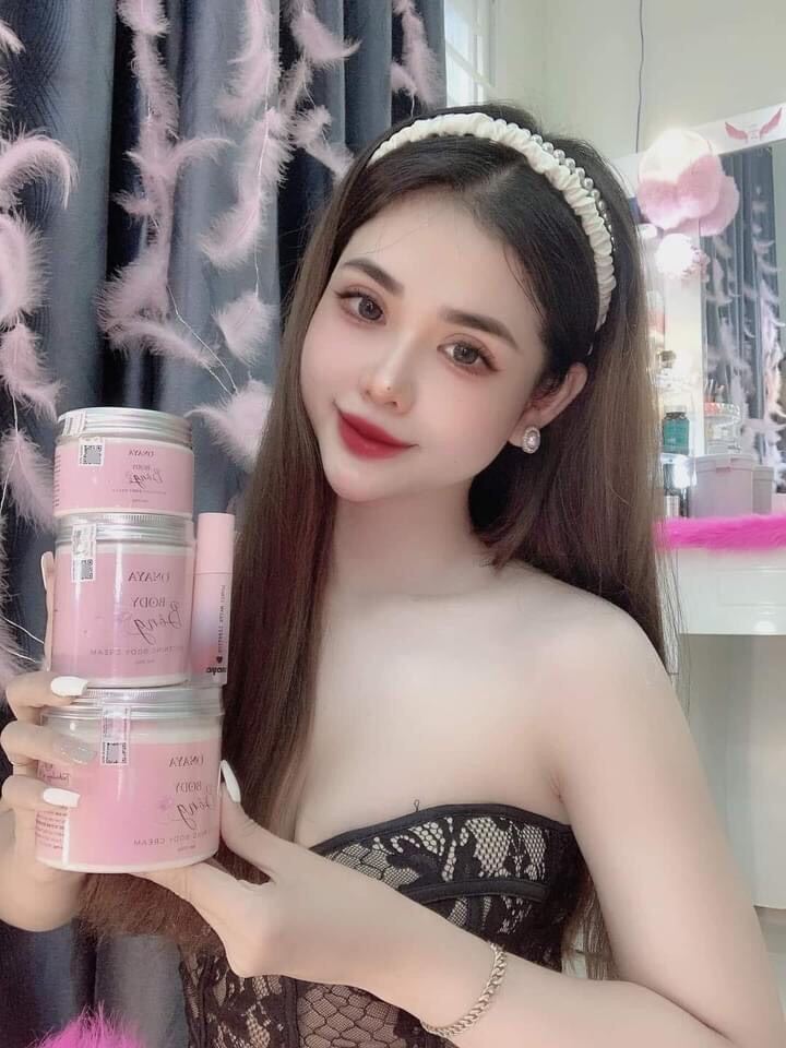 kem body bông khuyến mãi son