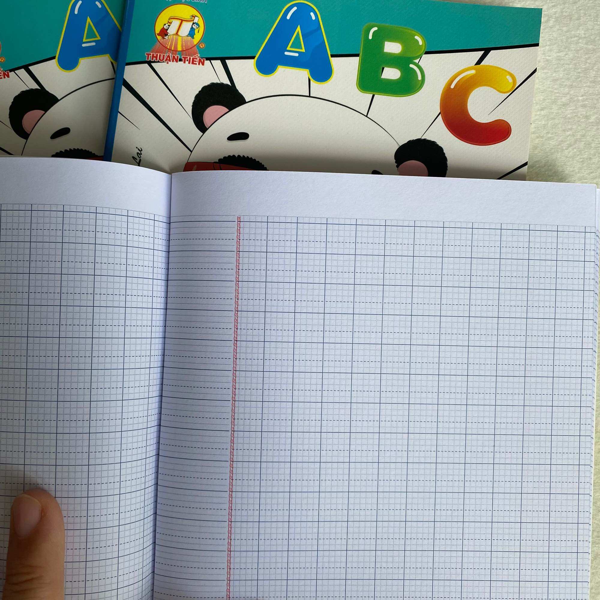 Tập vở học sinh ABC 4 ôli - 5 ô li ly