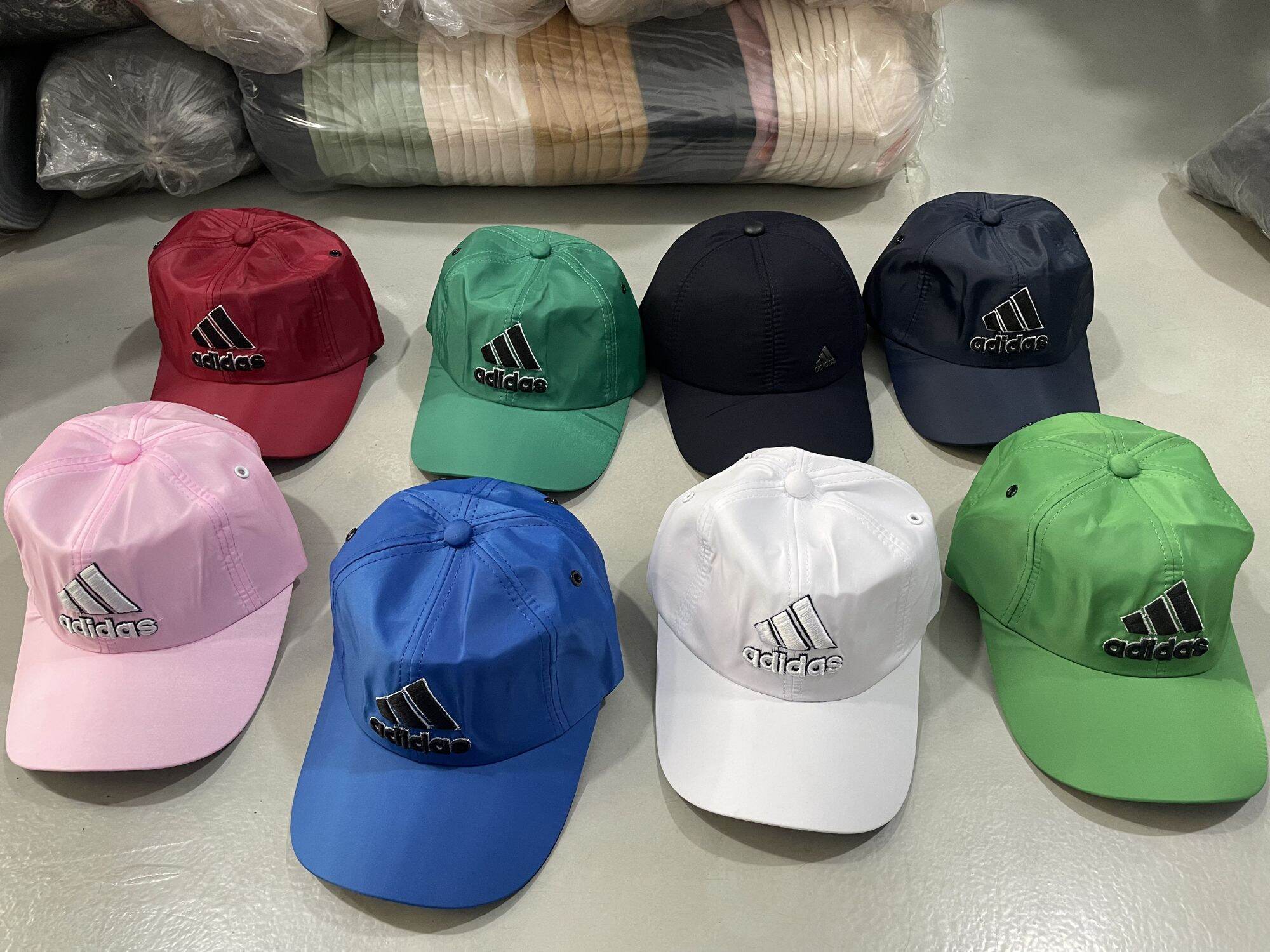 Nón/Mũ lưỡi trai chất liệu Dù thêu Adidas