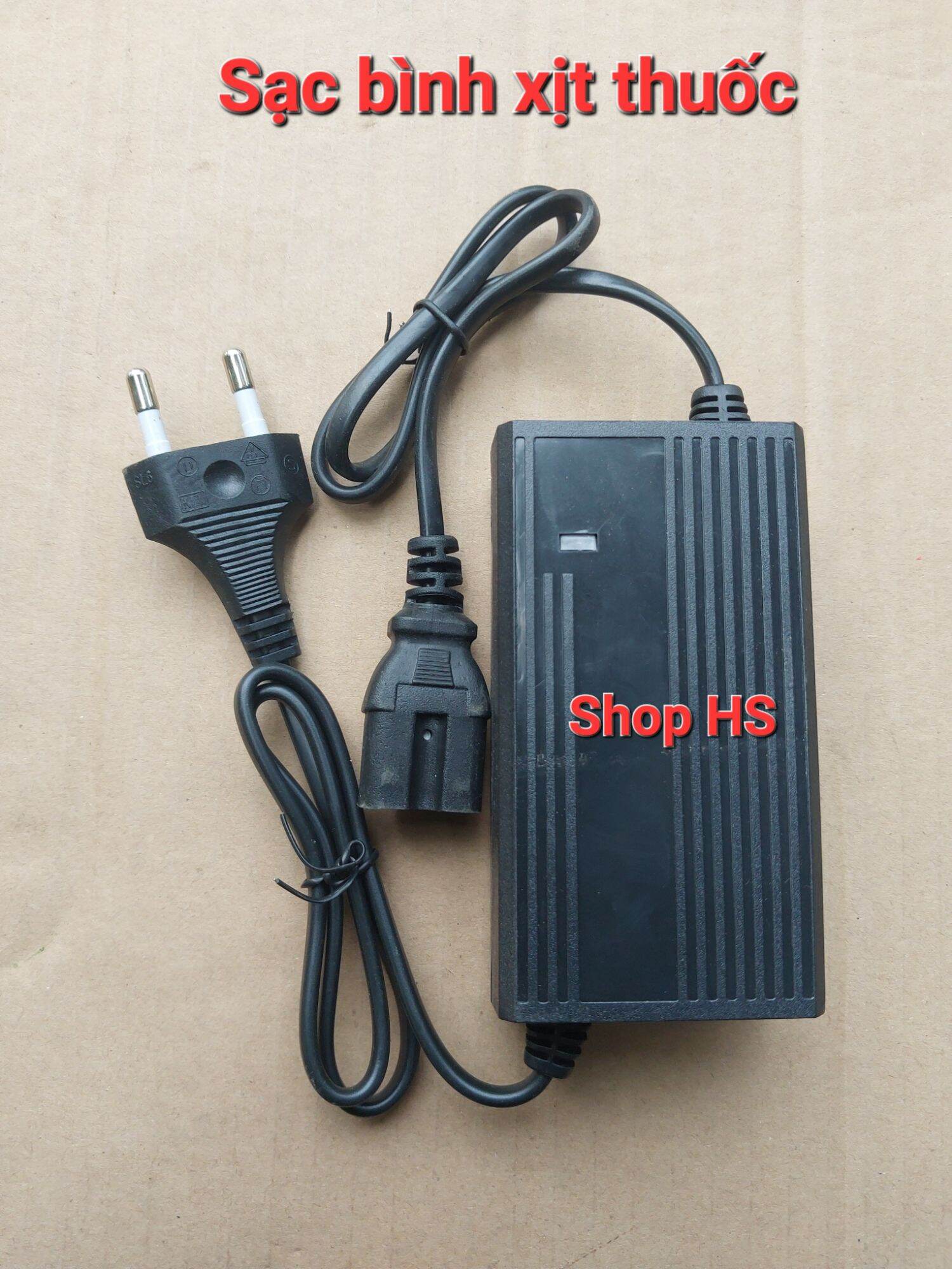 Sạc bình phun th.uốc sâu điện tử 12v tự ngắt