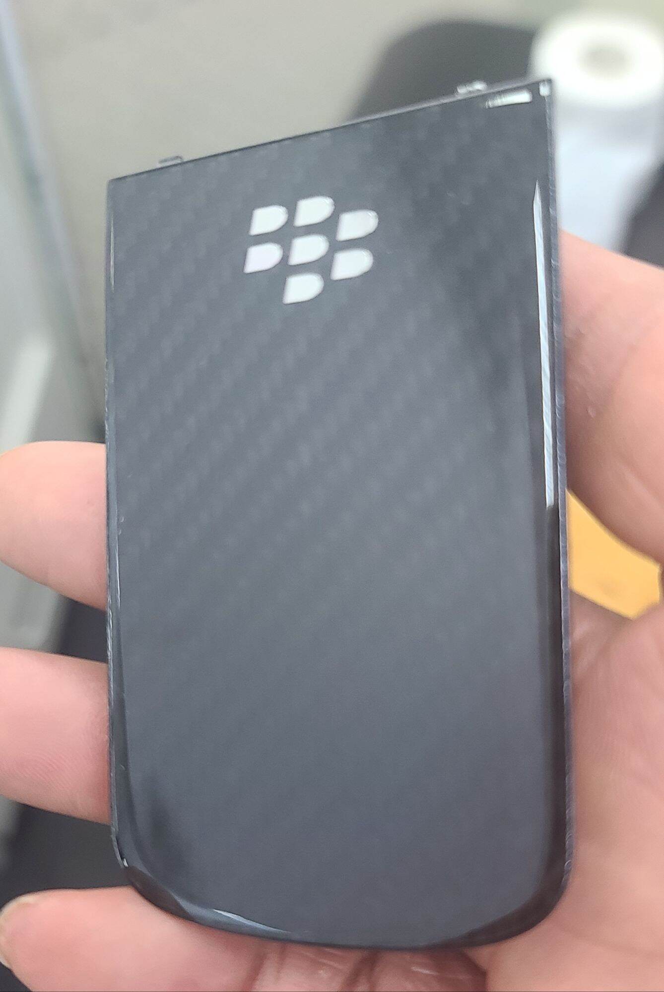 Nắp lưng blackberry bold 9900/9930
