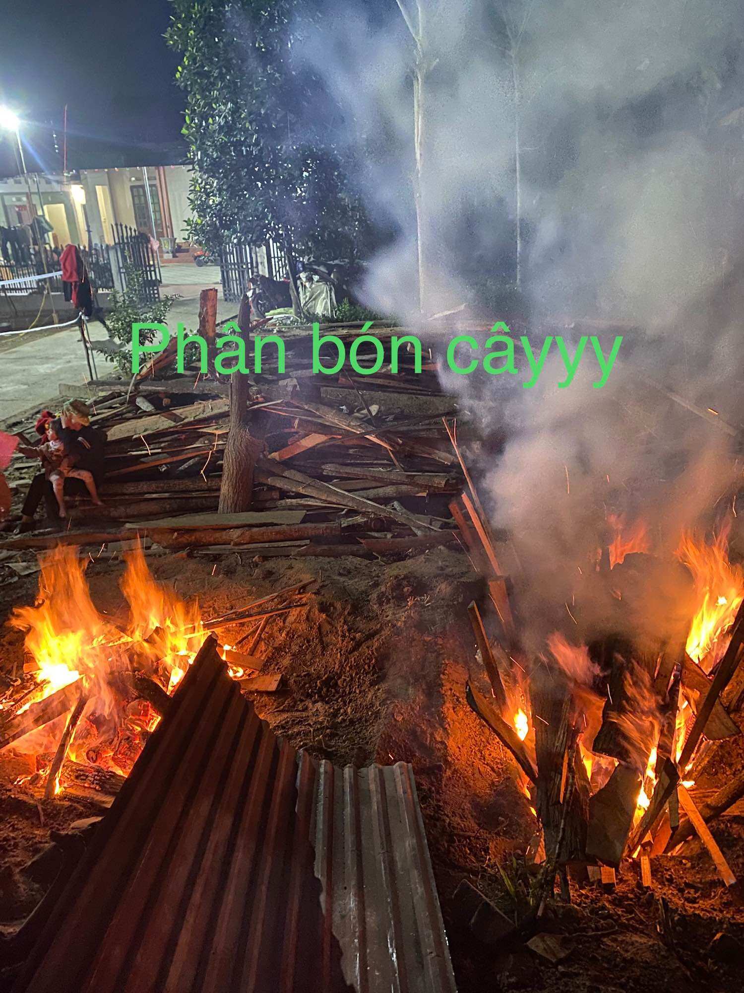 Than xoan xay mịn 1kg ( mịn 150-300 mesh)