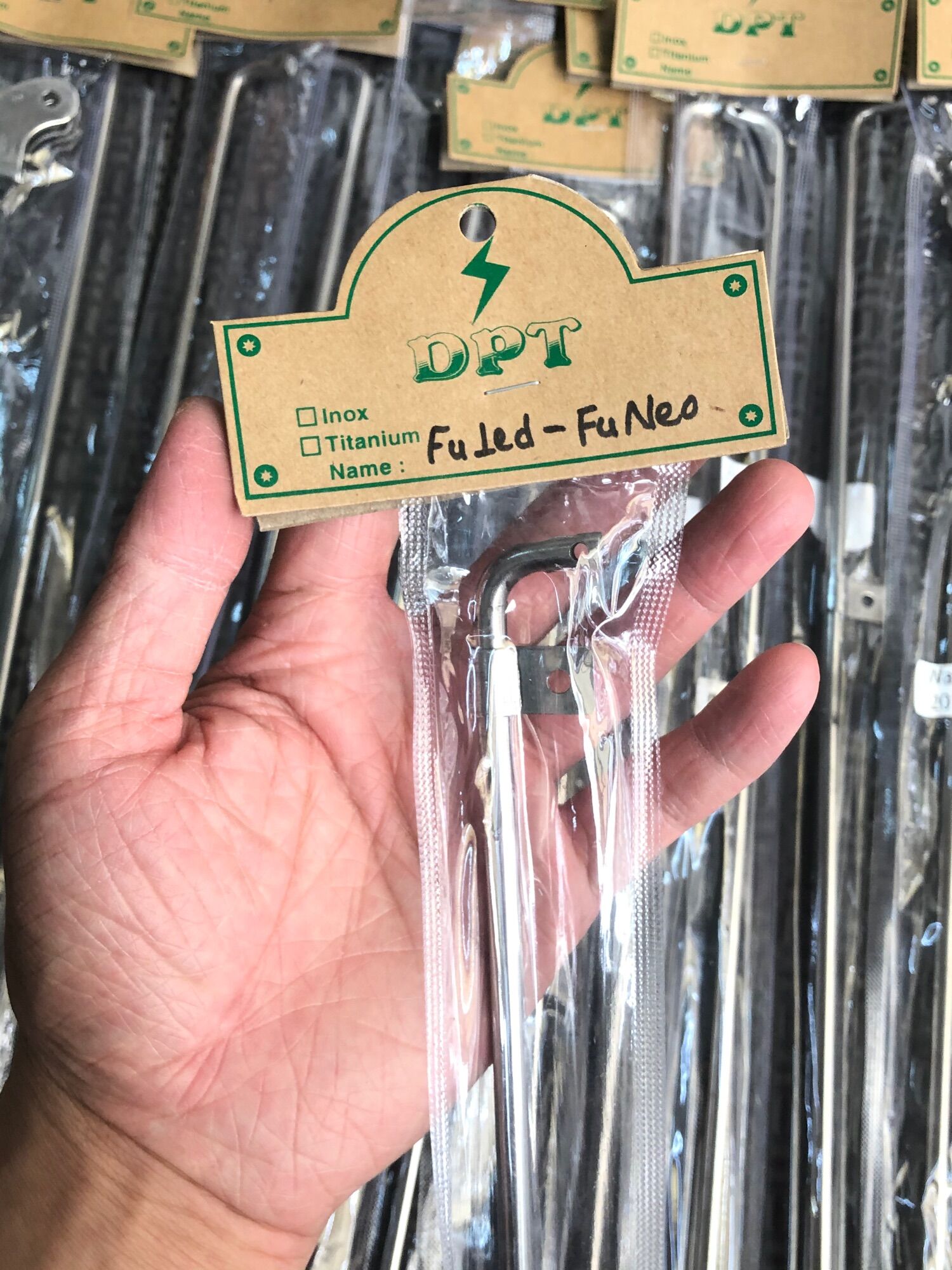 Đũa thắng inox304 gắn cho mọi dòng xe