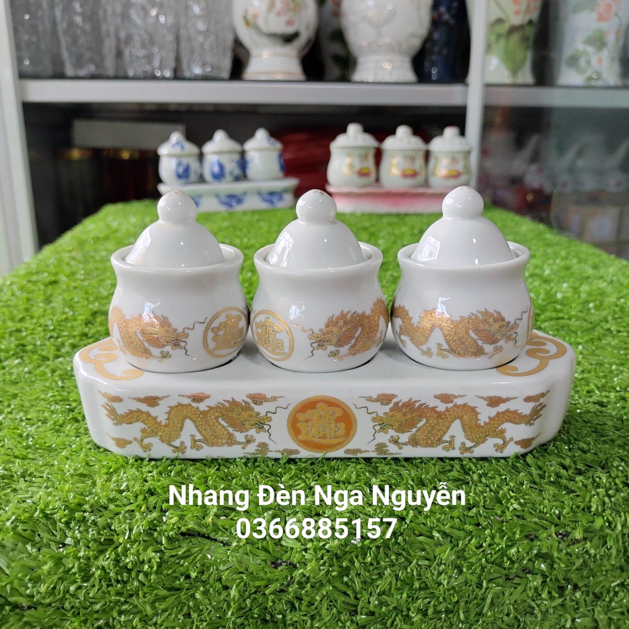 Set of 3 Ceramic Cups with Lids for Worship