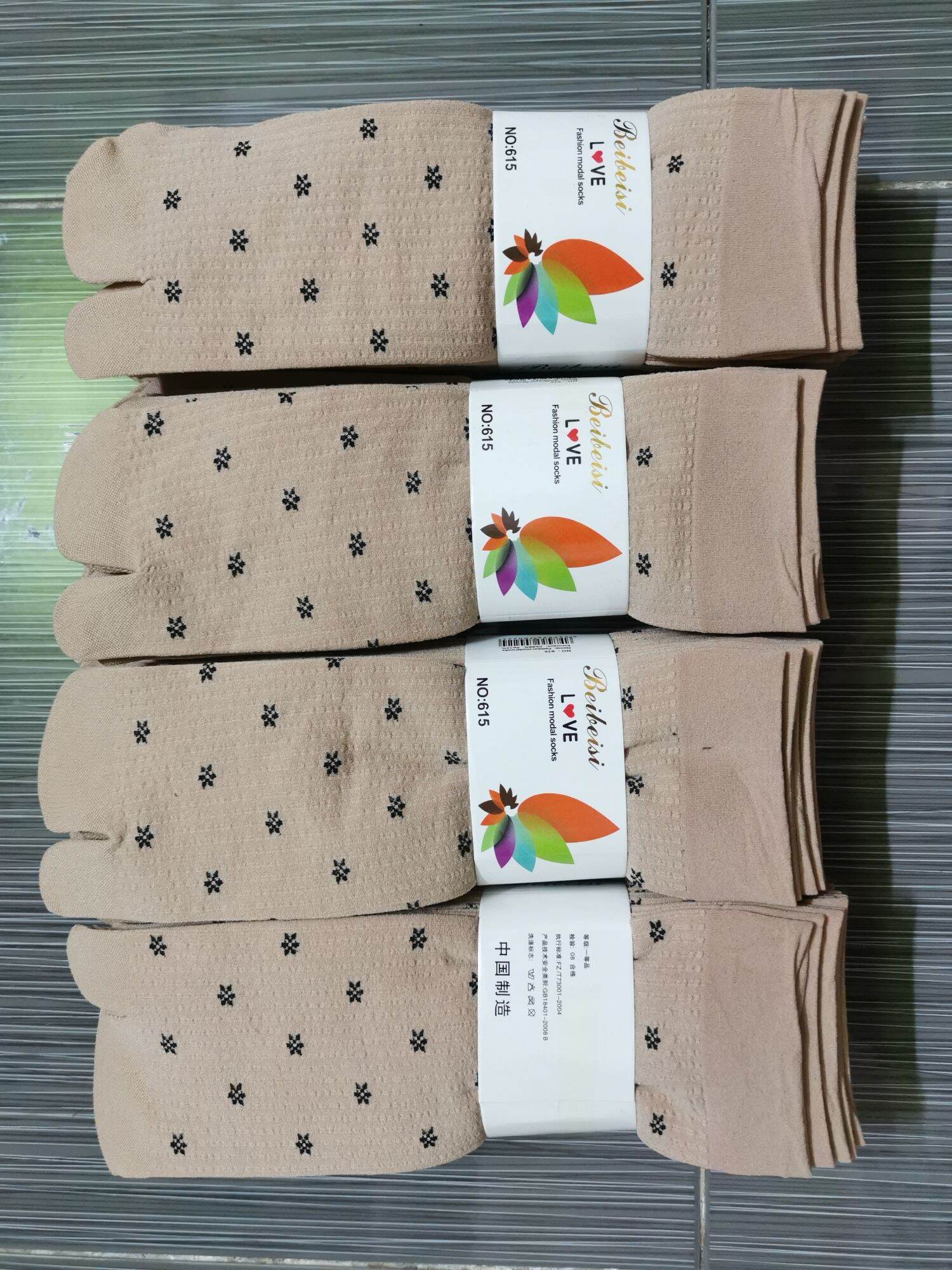 Set 10 đôi vớ tất xốp tốt họa tiết bông tuyết xỏ ngón