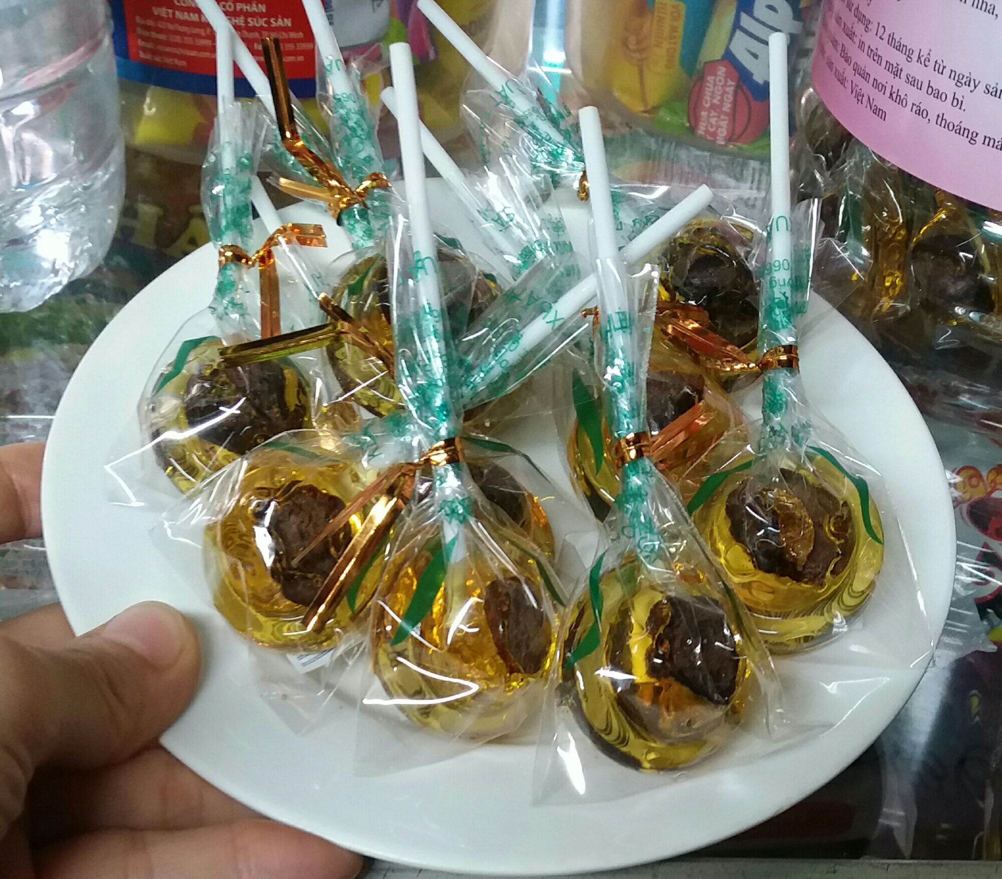 10 cây kẹo mút xí muội
