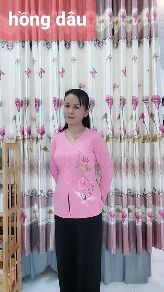 Áo Thêu Hoa sen hồng hạt ( chưa kèm Quần)