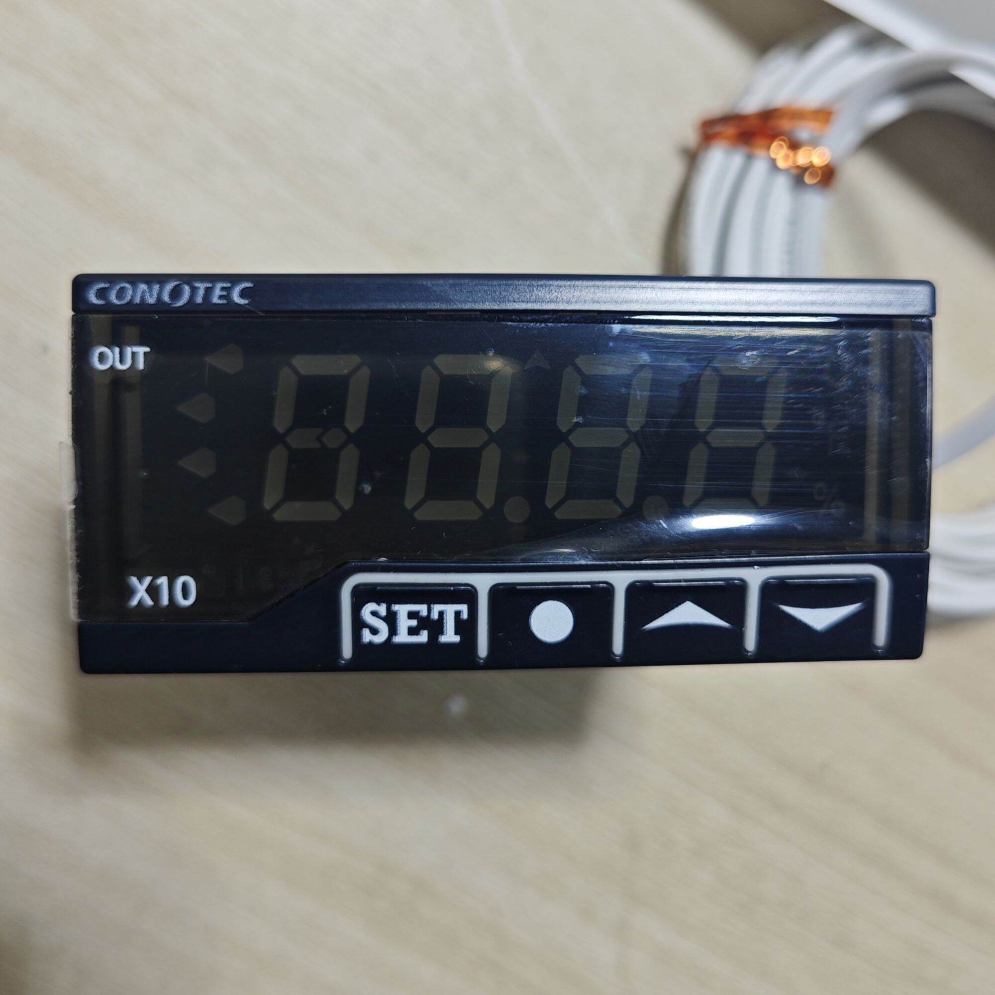 Bộ điều khiển nhiệt độ FOX X10