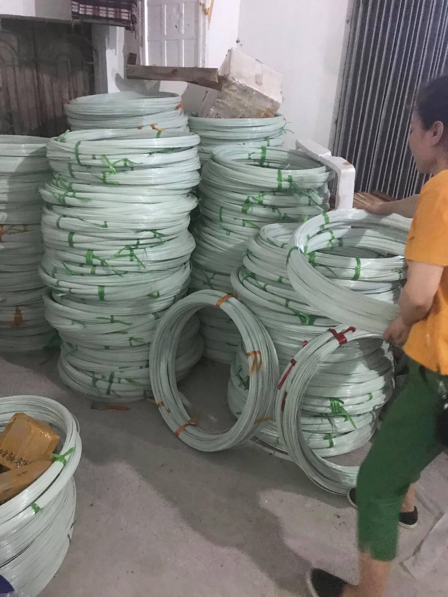 NAN CÁP QUANG ( hàng đẹp ) 1kg LÀM LỒNG CHIM , ĐUÔI DIỀU