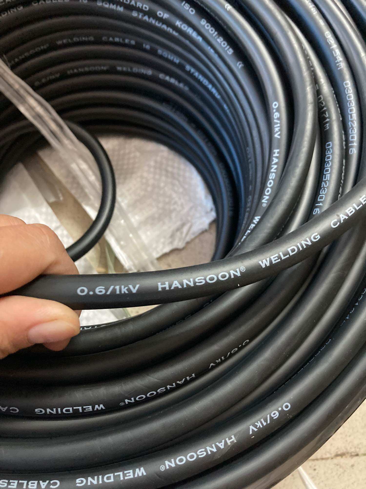 Dây cáp hàn 16mm,25mm lõi đồng 100%