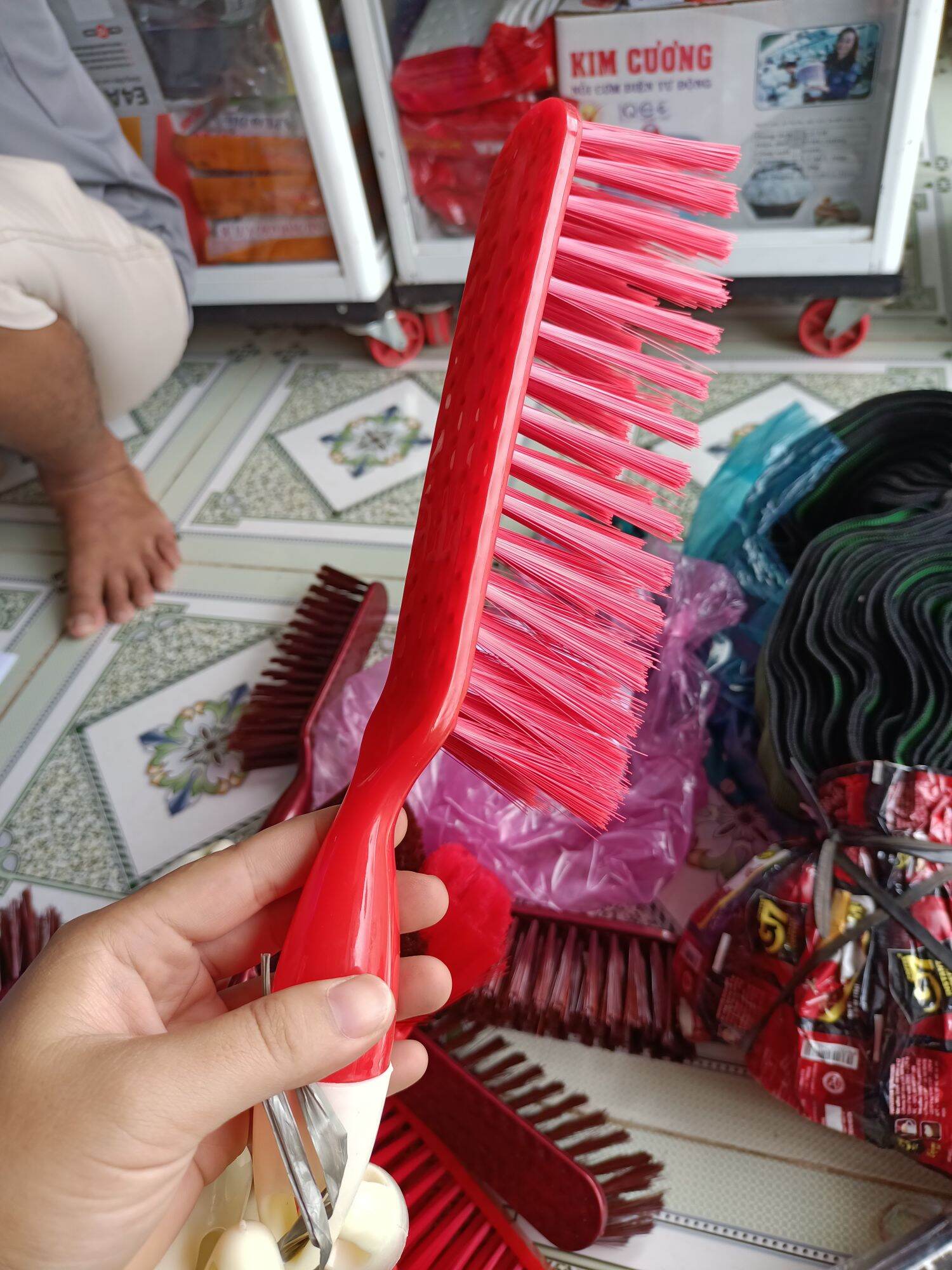 Bàn chải chà sàn có tay cầm, cây rửa xe