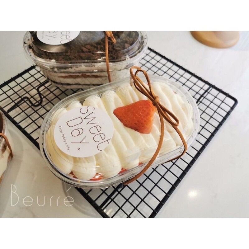 Hộp đựng bánh mousse bầu dục (10c)