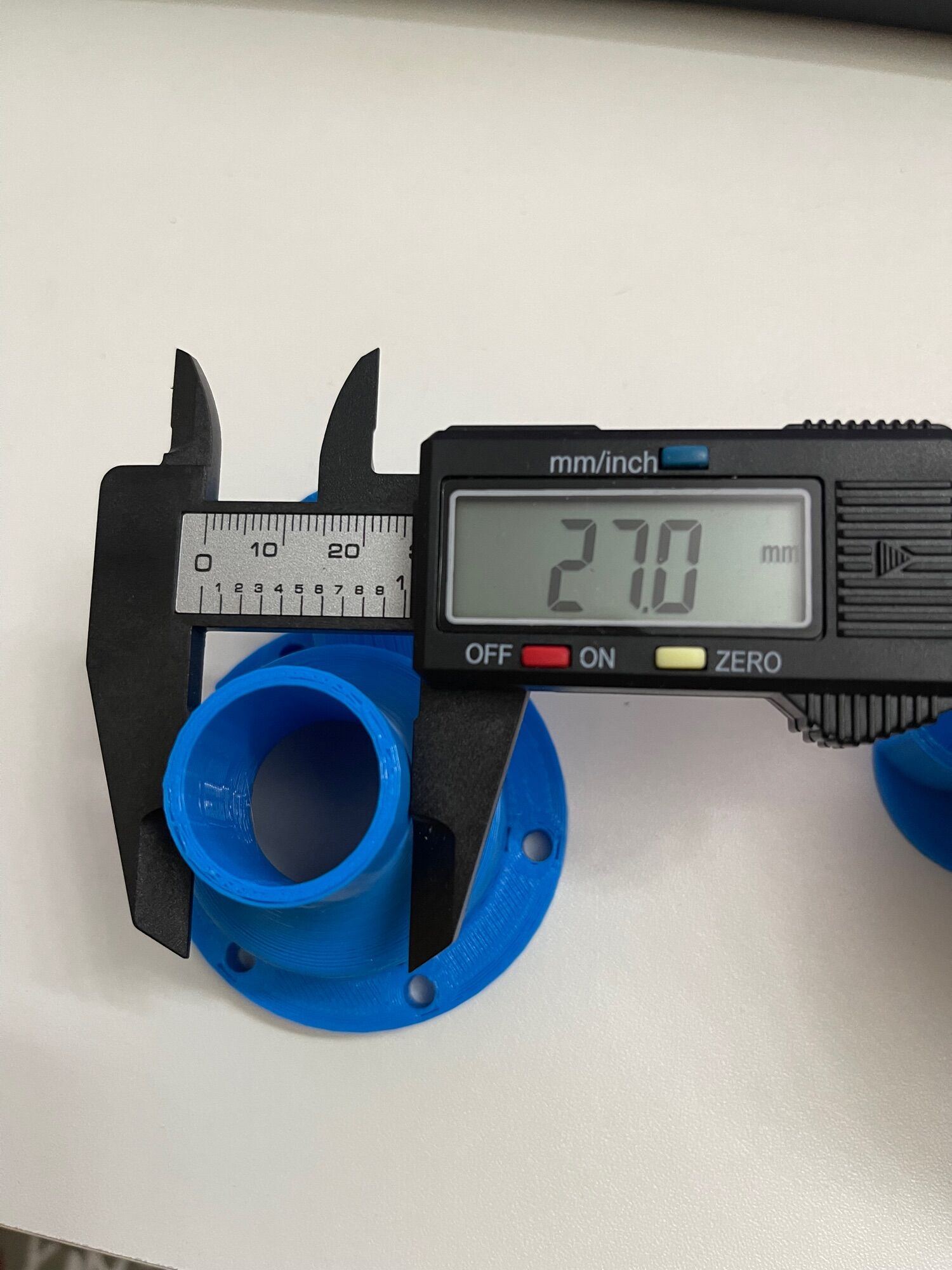 Đầu bơm nước dùng cho motor trục 8mm( cốt 8 ly)