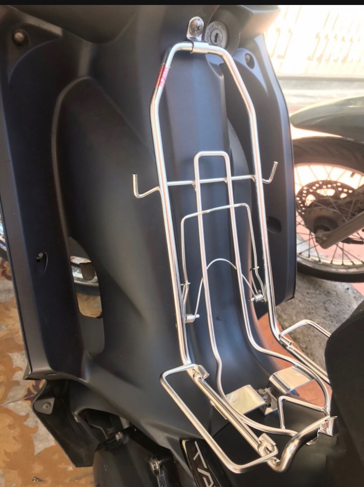 Baga giữa Taurus inox 10li