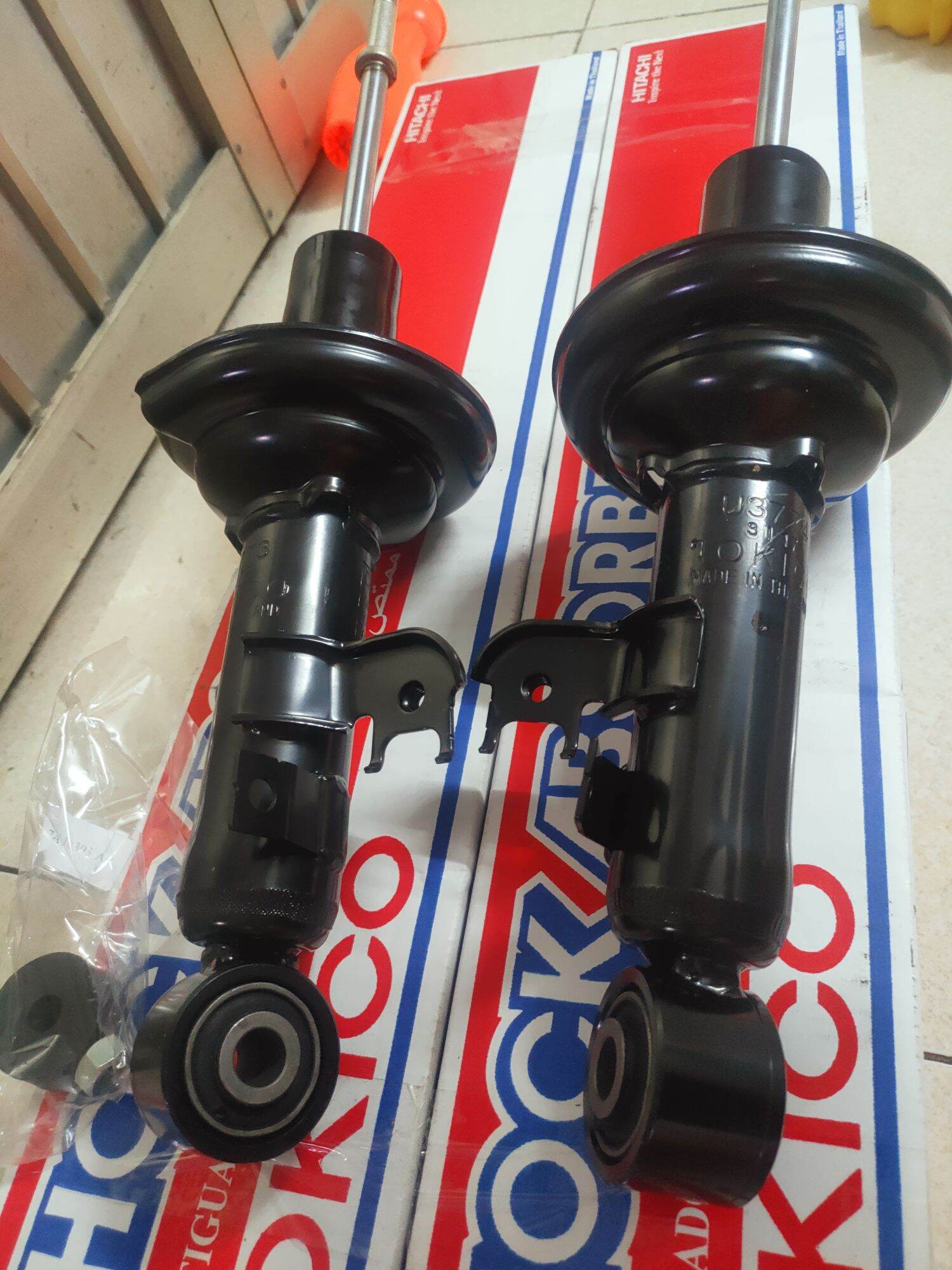 Cặp phuộc nhún trước toyota innova 2006-2022 tokico