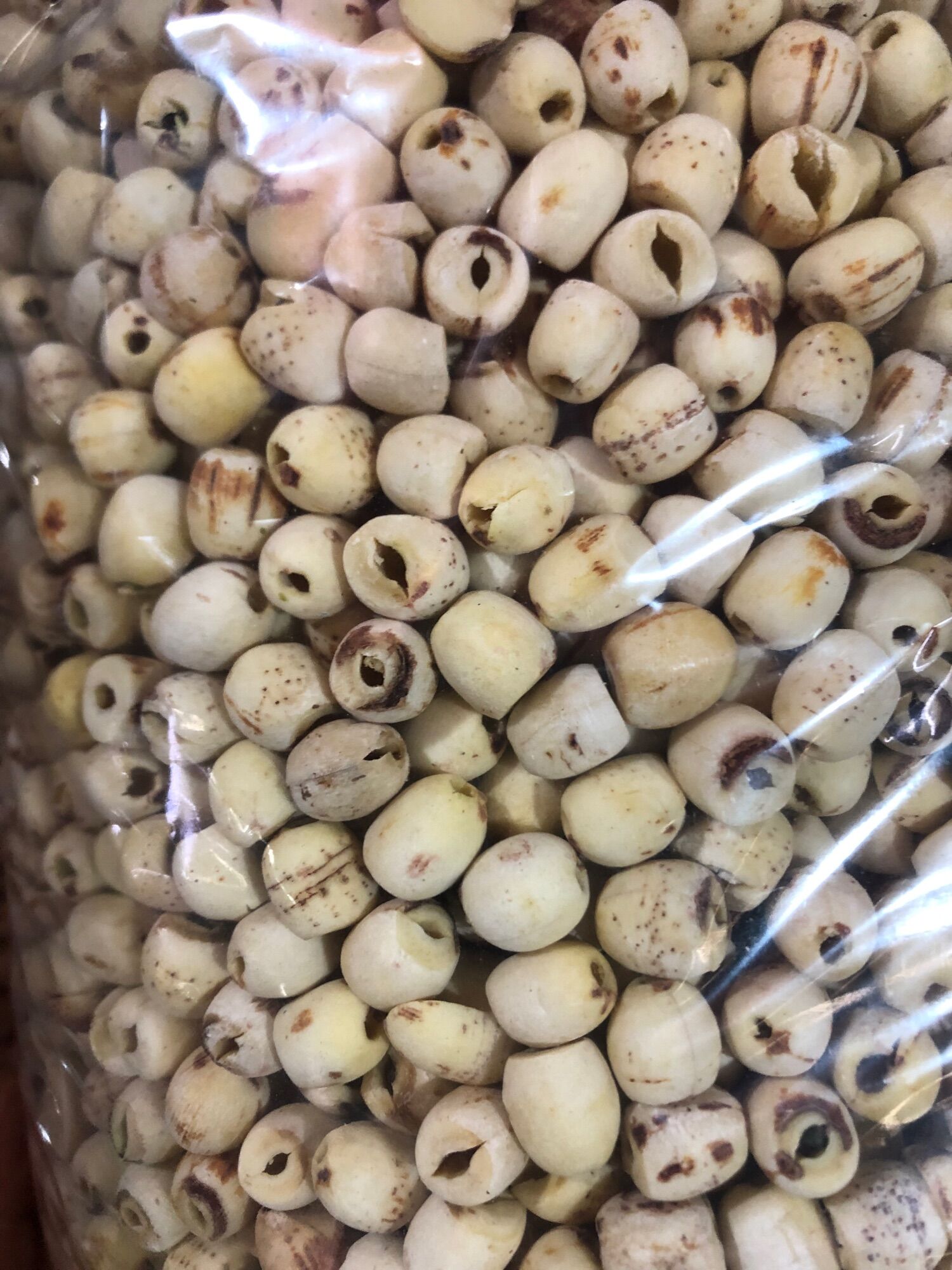 Hạt sen Huế vụ mới ngon thơm và bở