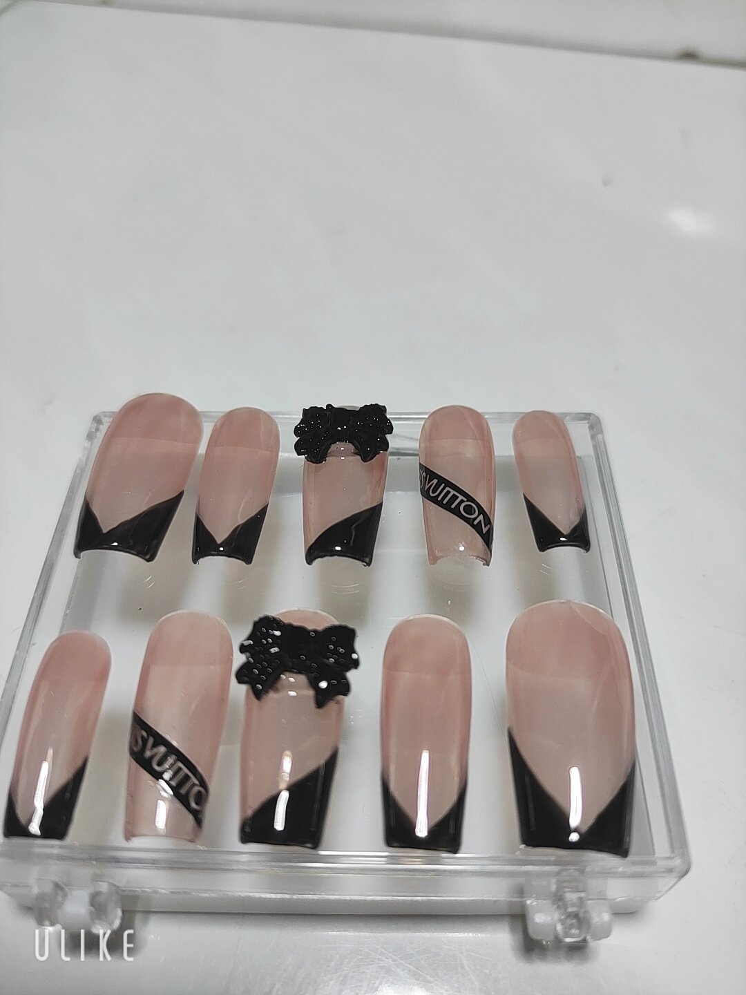 nail box fend nơ xinh