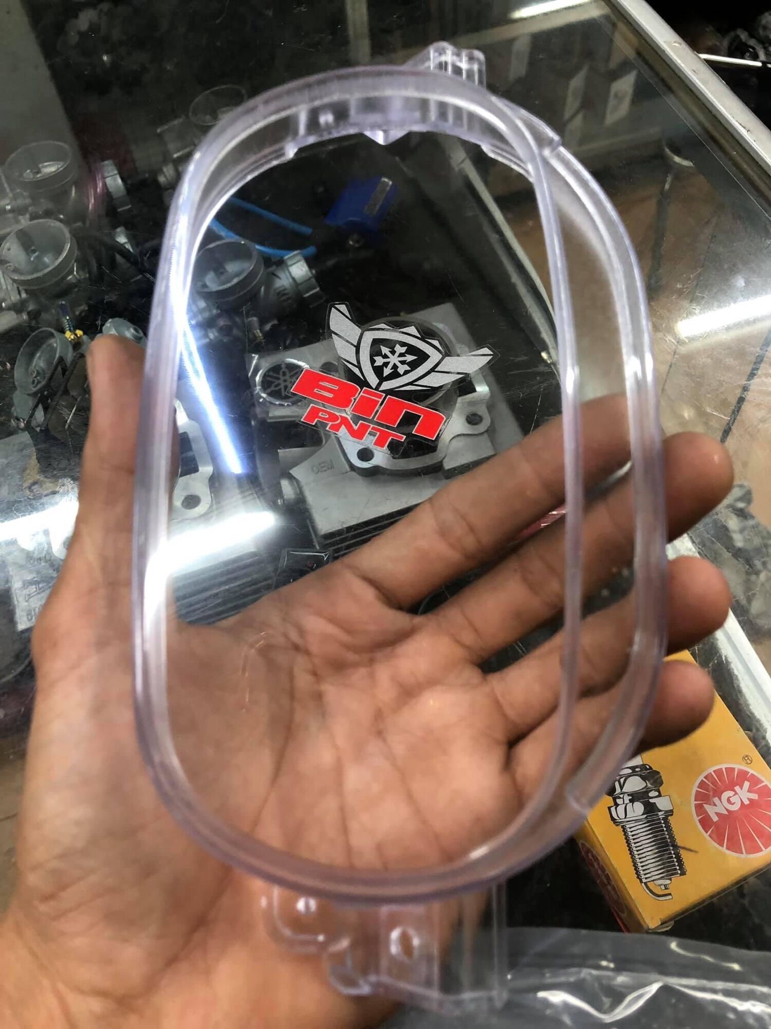 Mặt kính đồng hồ yaz 125