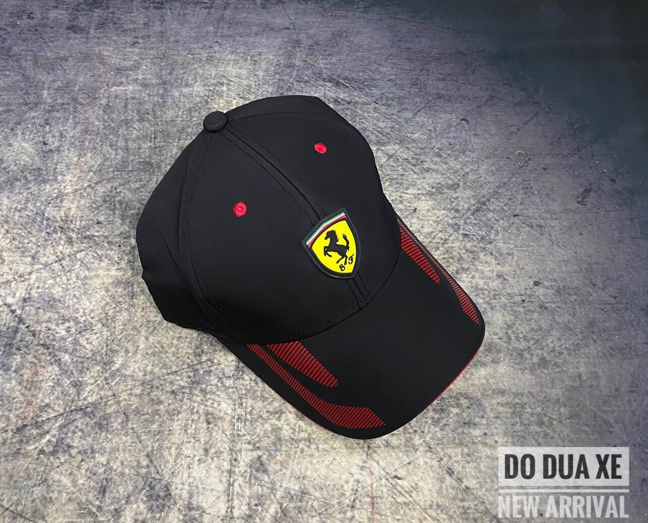 Nón(mũ) kết đua xe Ferrari