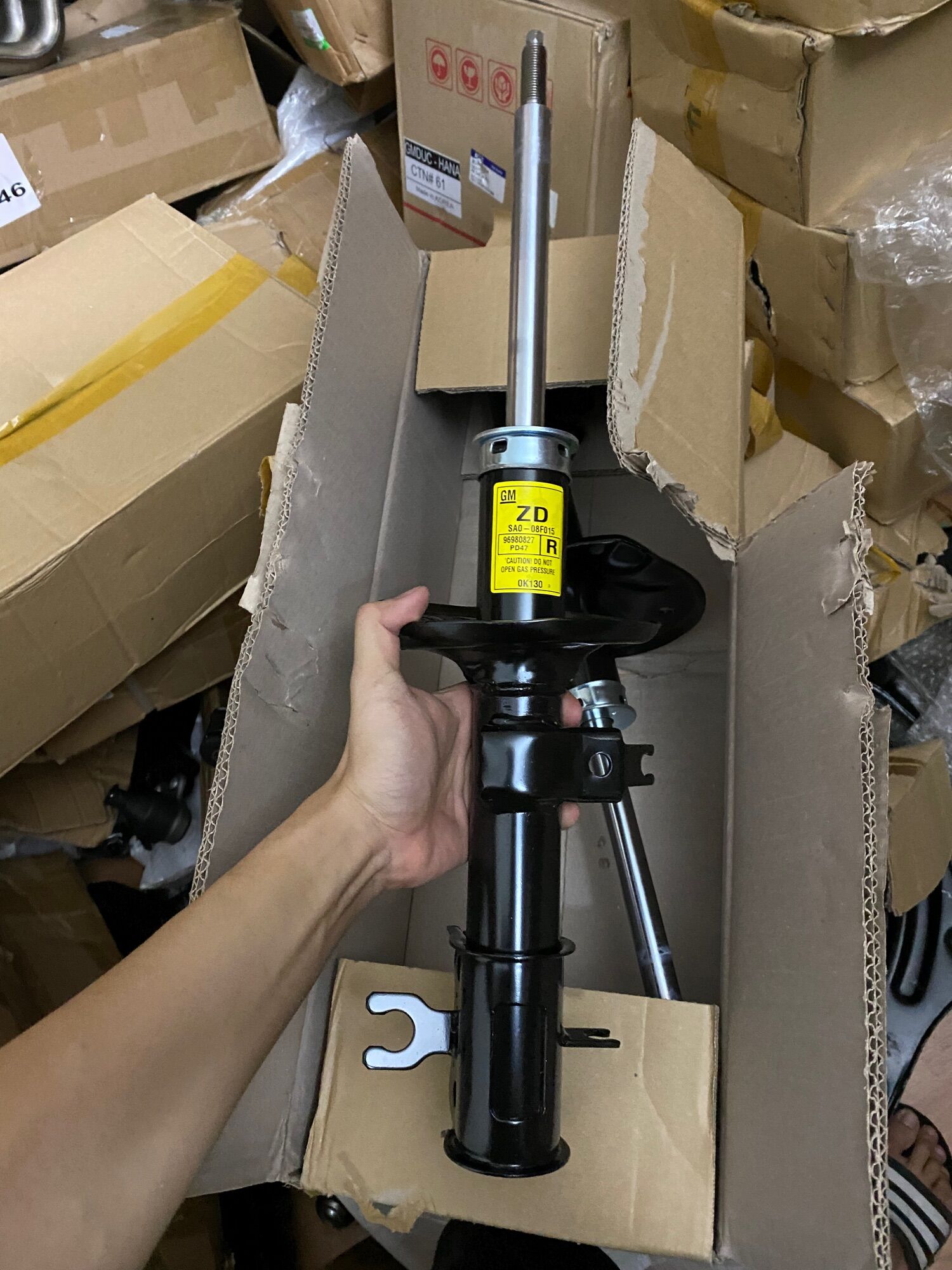 Giảm sóc trước gentra,aveo gm:96980827