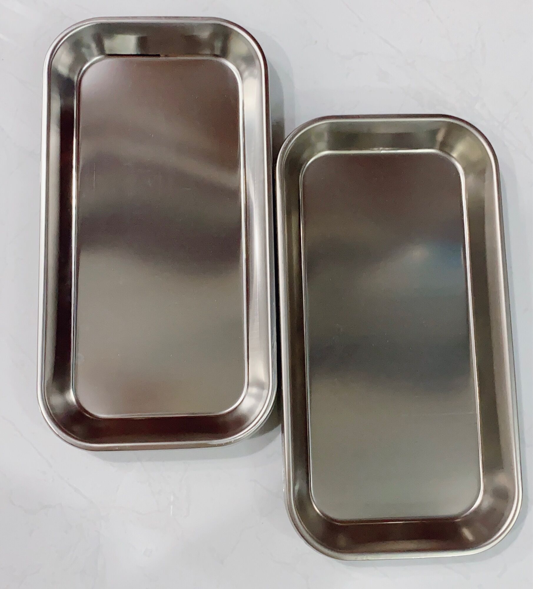 Khay inox cao cấp đựng gòn trong thẫm mỹ
