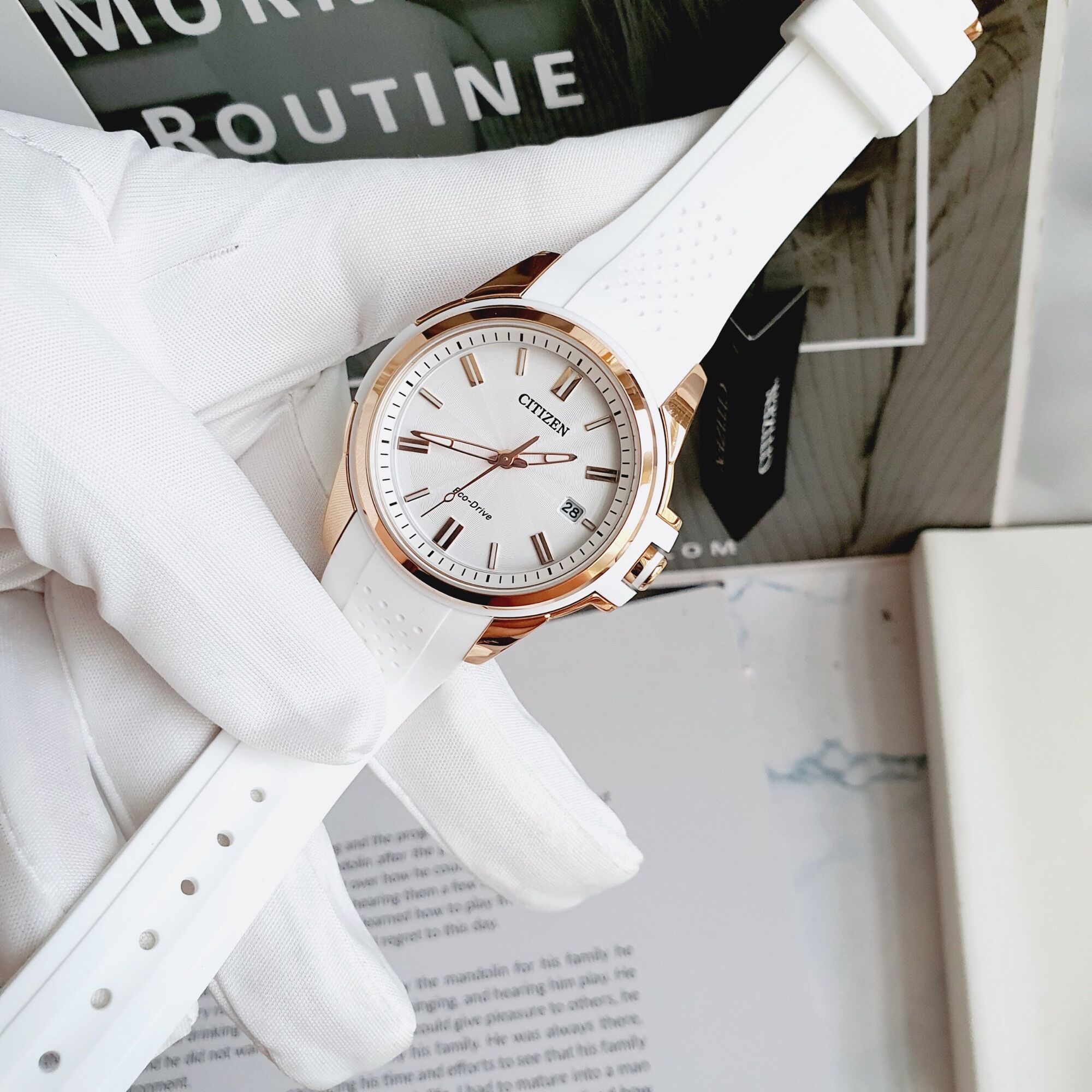 Đồng hồ nữ citizen