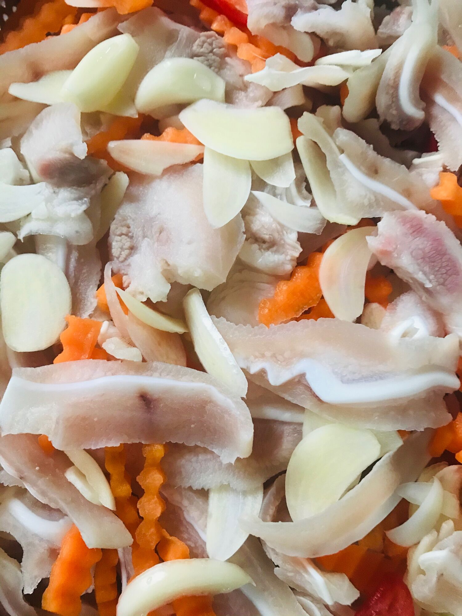 Tai heo ngâm giấm (1kg tai)