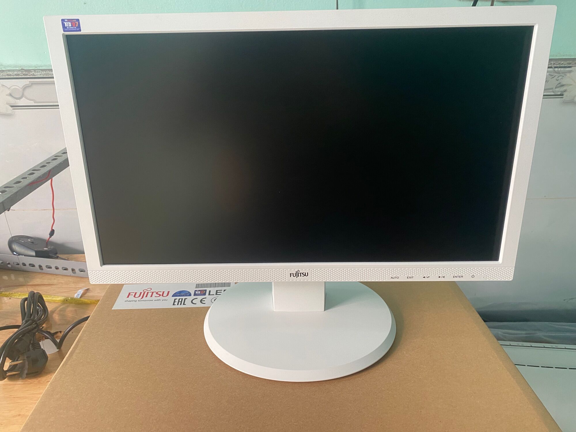 Màn Hình Vi Tính 20 inch FUJITSU Nhật Mới FullBox