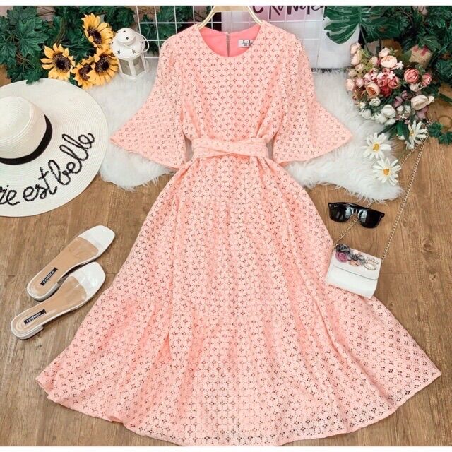 Đầm maxi hoa đi tiệc đuôi cá, váy bầu dạo phố ren hoa xếp tầng tay phồng-Minimiu