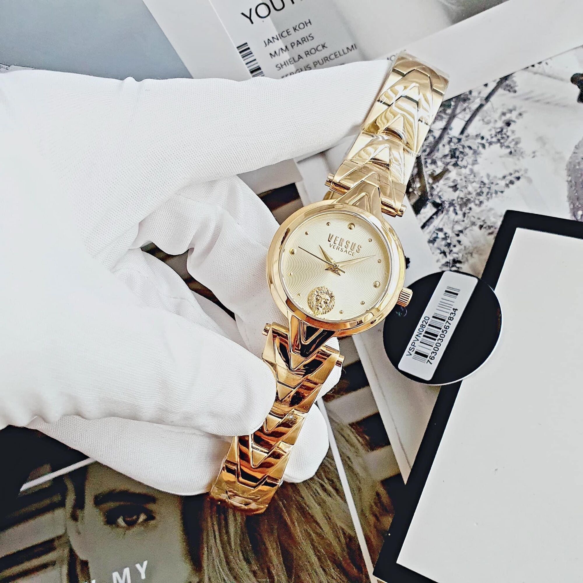 Đồng hồ nữ Versus, size 30mm