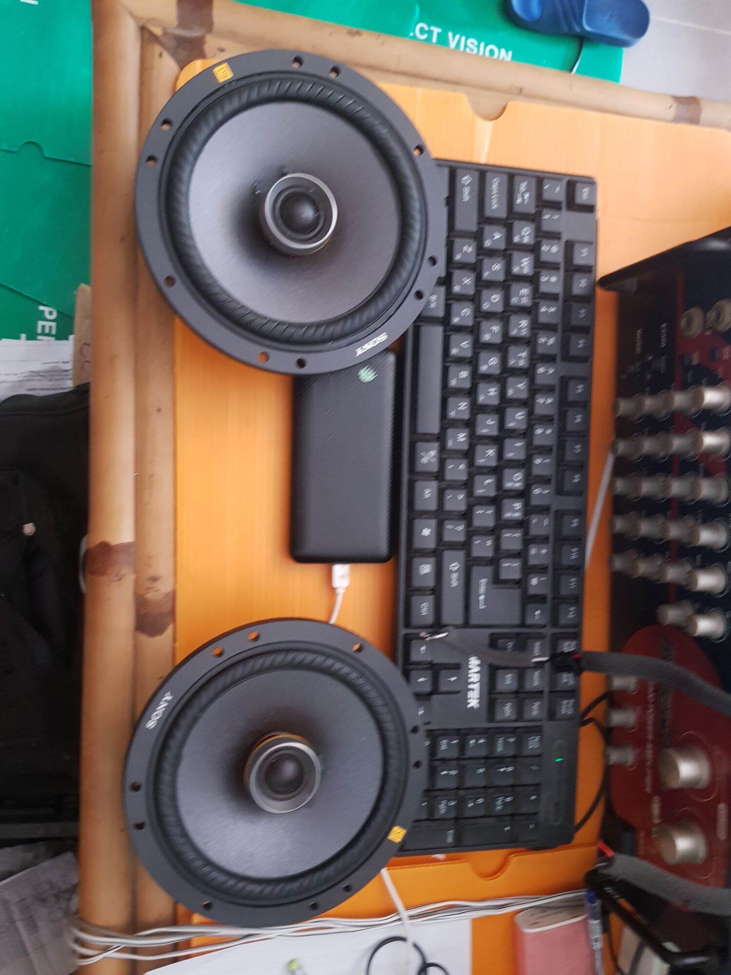 loa cánh xe hơi ô tô SONY  size 16cm ( giá 1 cái )