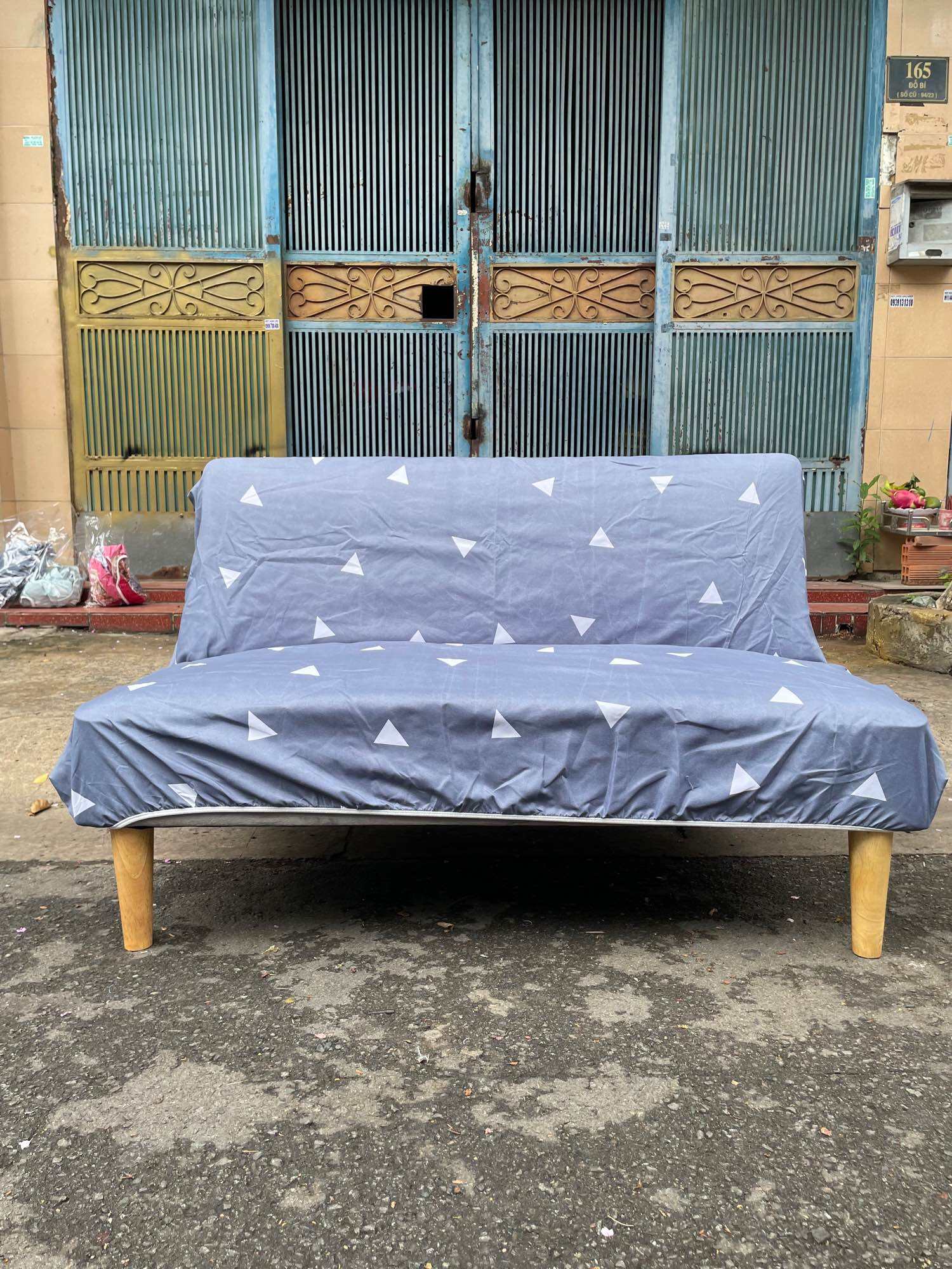 Tấm bọc ghế Sofa giường mini 1m2 - Bọc sofa giường nhỏ gọn hình tam giác- Ga bọc 1m3 x 1m