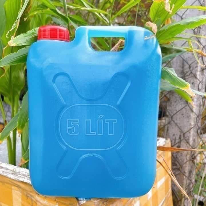 Nước giặt omomatic can 5l