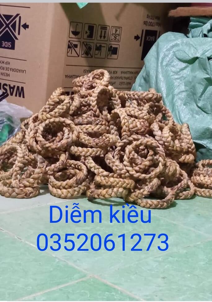 ĐẾ Chưng Dừa