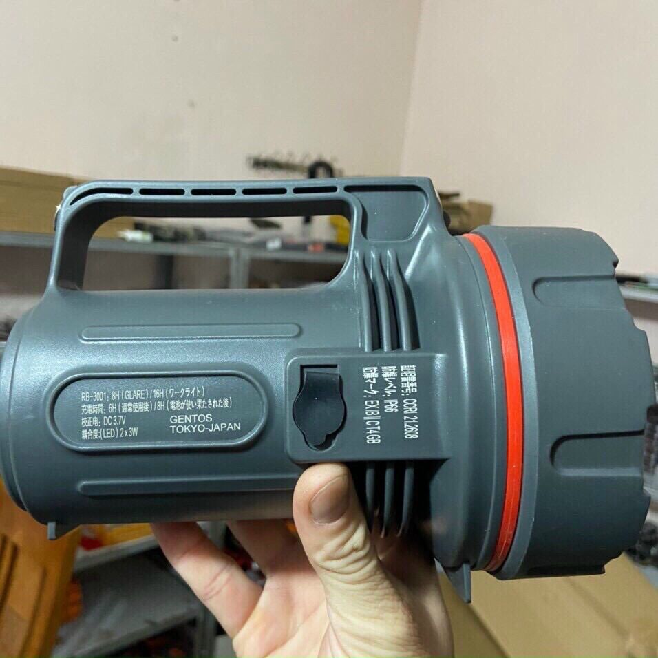 Gentos Japanese Flashlight, 98% New, Super Bright