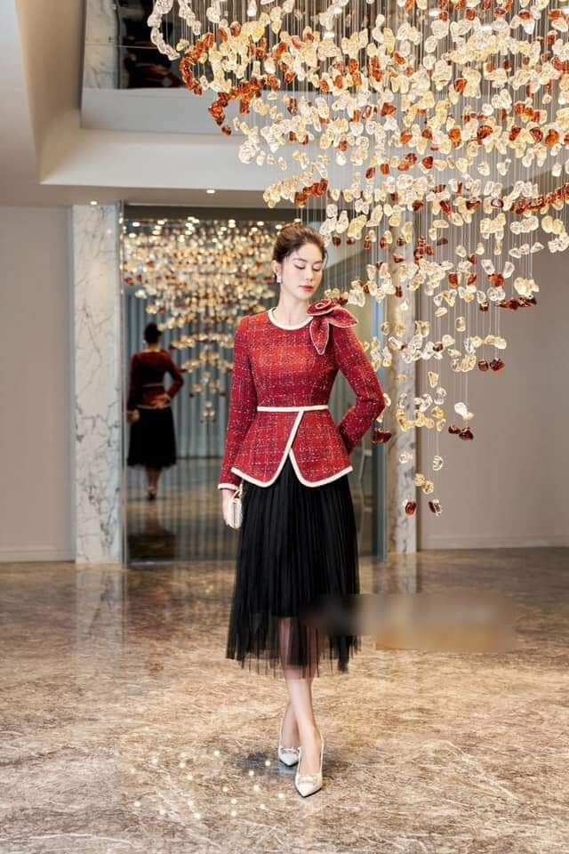 Đầm Topshop peplum, chất dạ phối voan