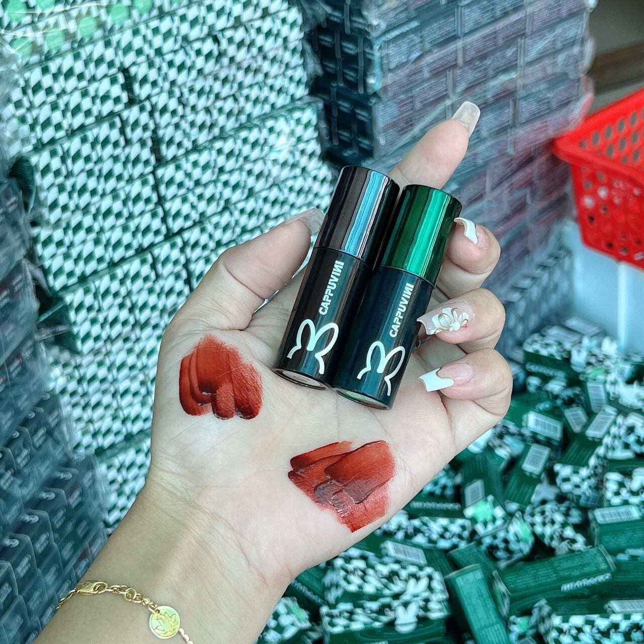 Son thỏ xanh CAPUVINI Chất son tint lì,bền màu lâu trôi, dưỡng ẩm môi