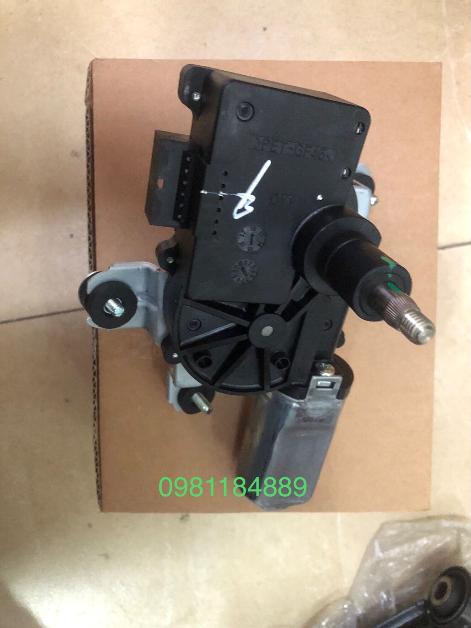 Motto gạt mưa sau xe captiva 2007-2011