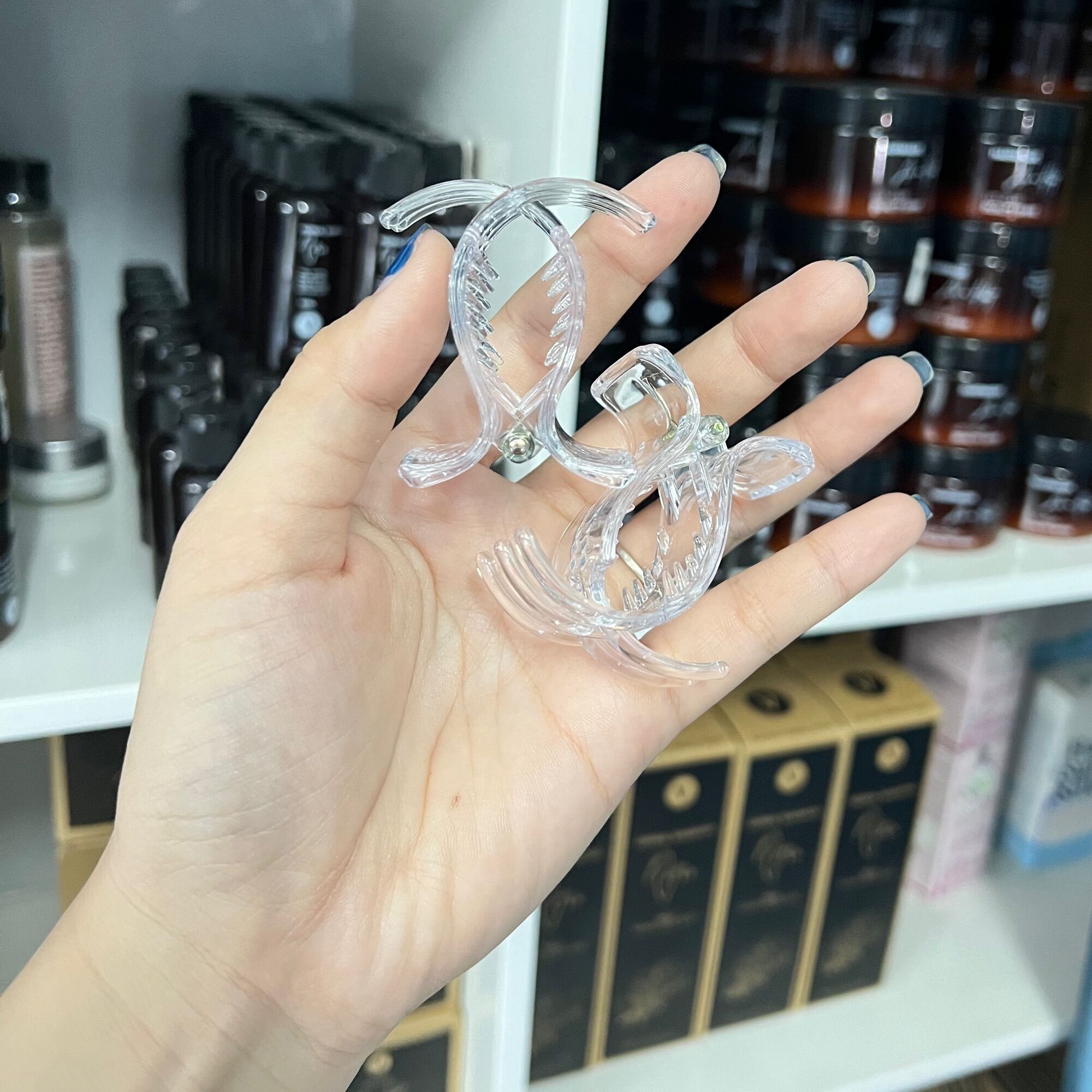 Kẹp càng cua 5 Răng Trong suốt Dùng để giữ nếp tóc