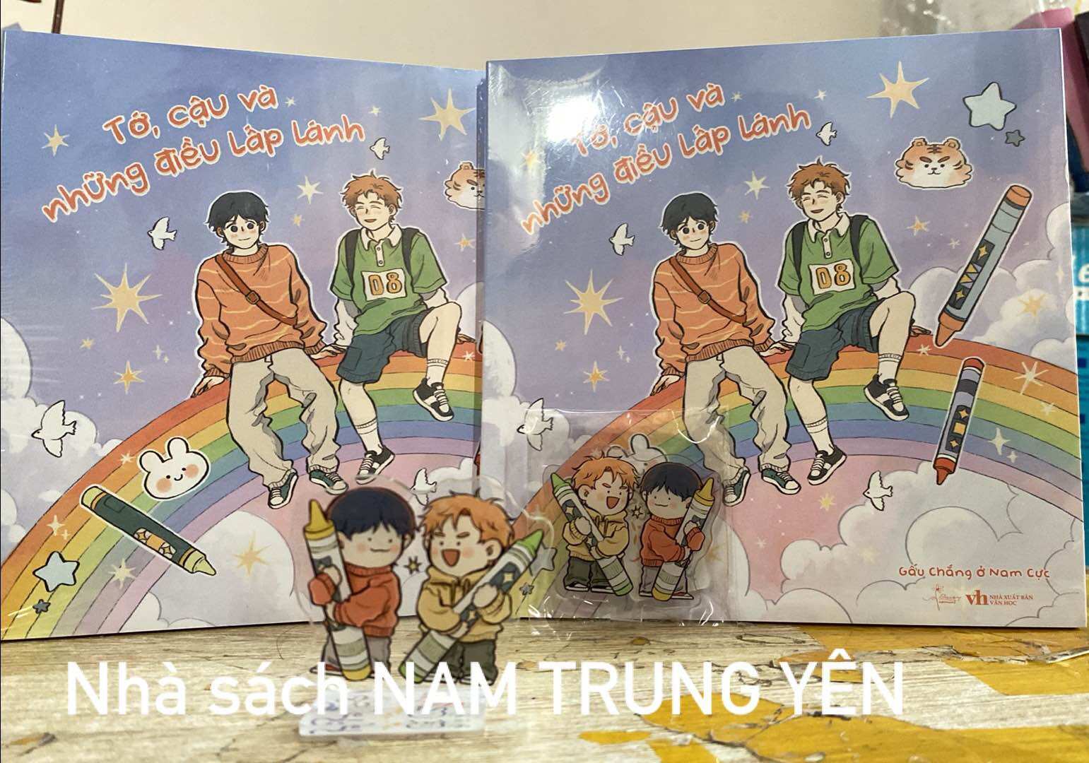 Sách TÔ MÀU - Tớ, Cậu Và Những Điều Lấp Lánh - Gấu Chắng Ở Nam Cực