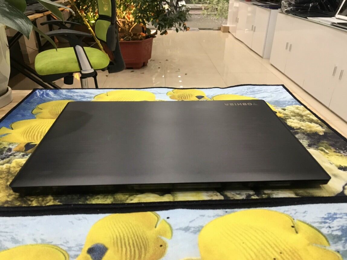 Toshiba R75\B