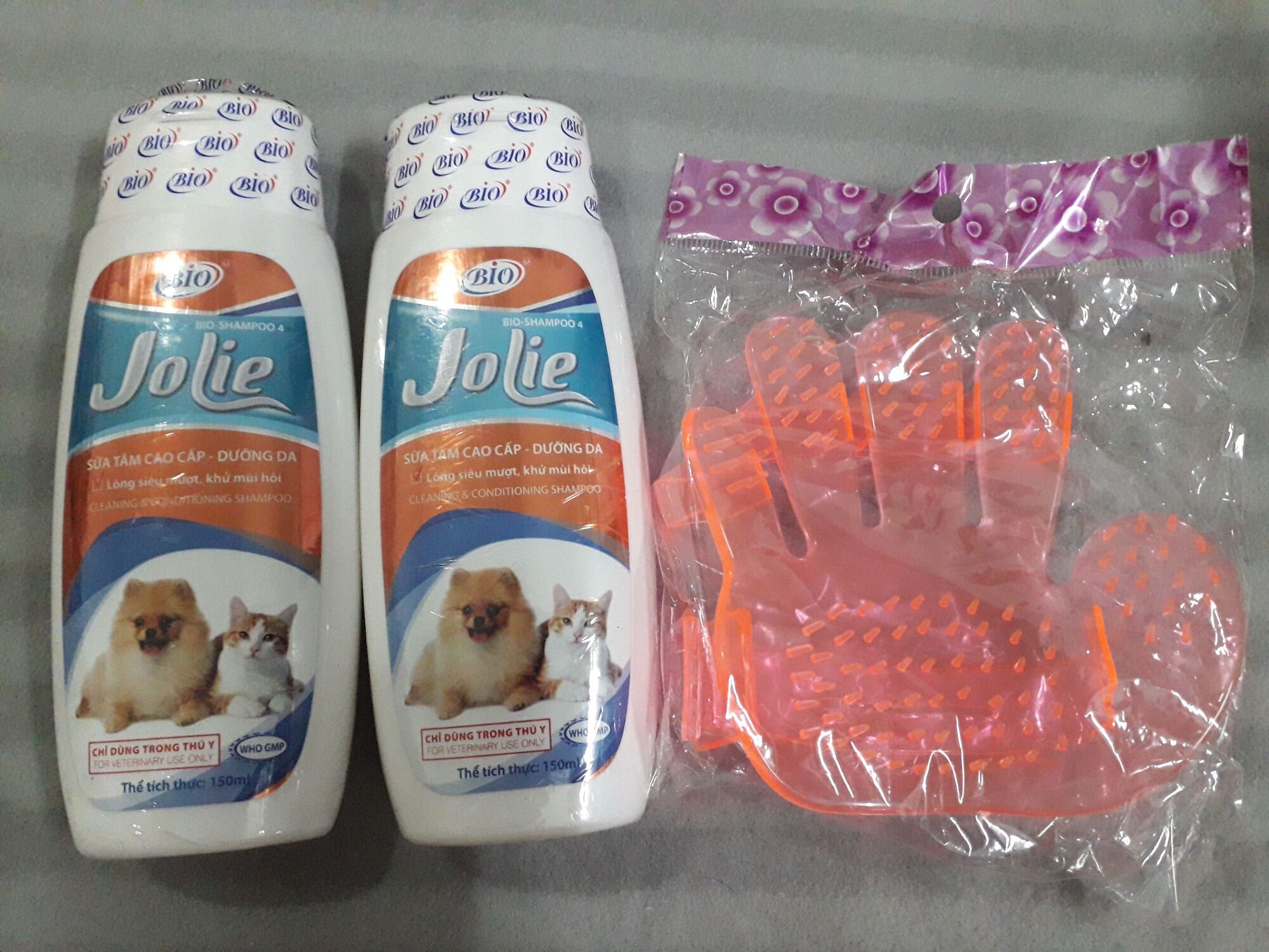 Sữa Tắm Bio Jolie Dưỡng Lông Khử Mùi Hôi Cho Chó Mèo 150ml