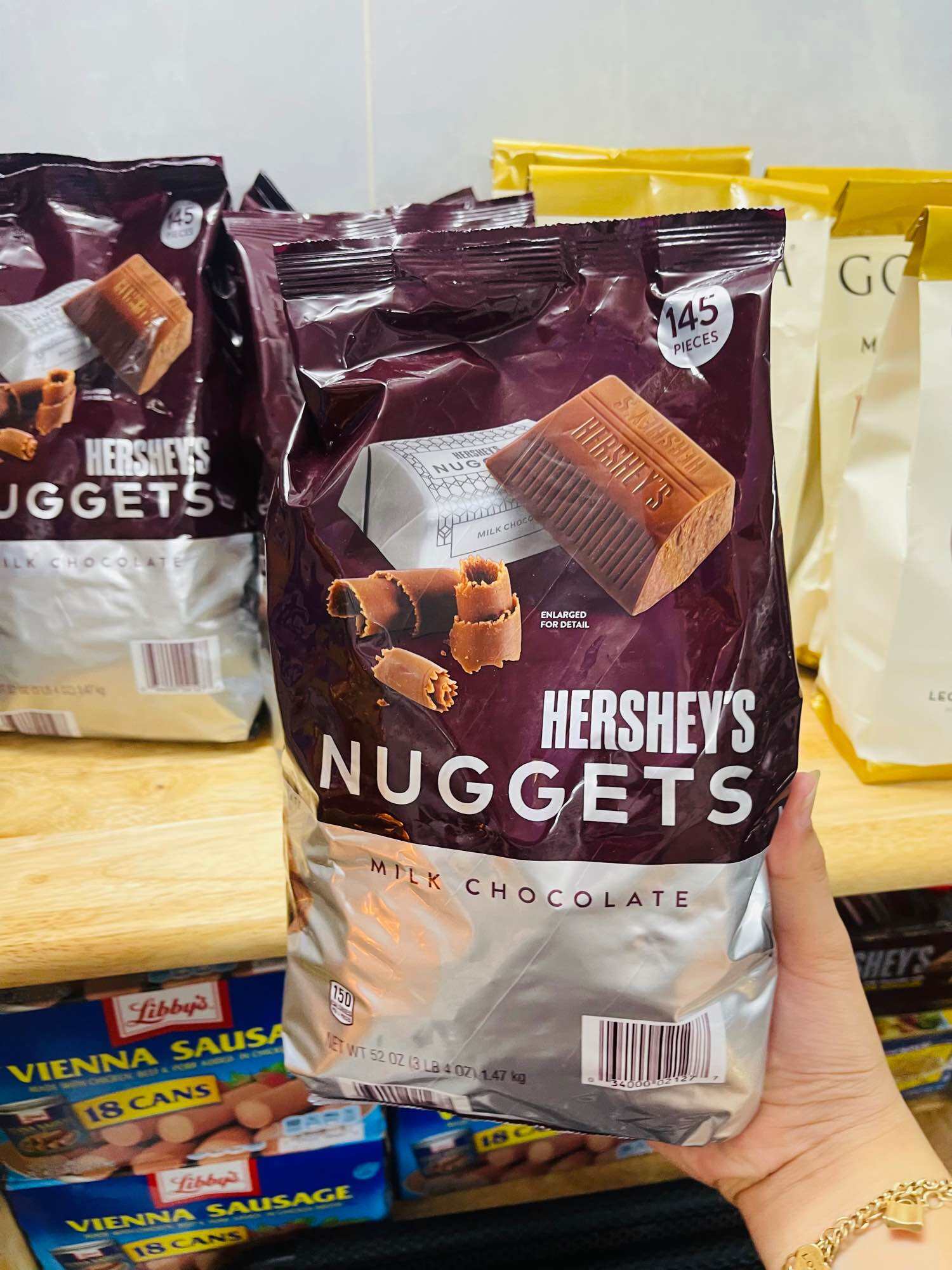 Kẹo Chocolate Hershey s Nuggets 1,47Kg Của Mỹ
