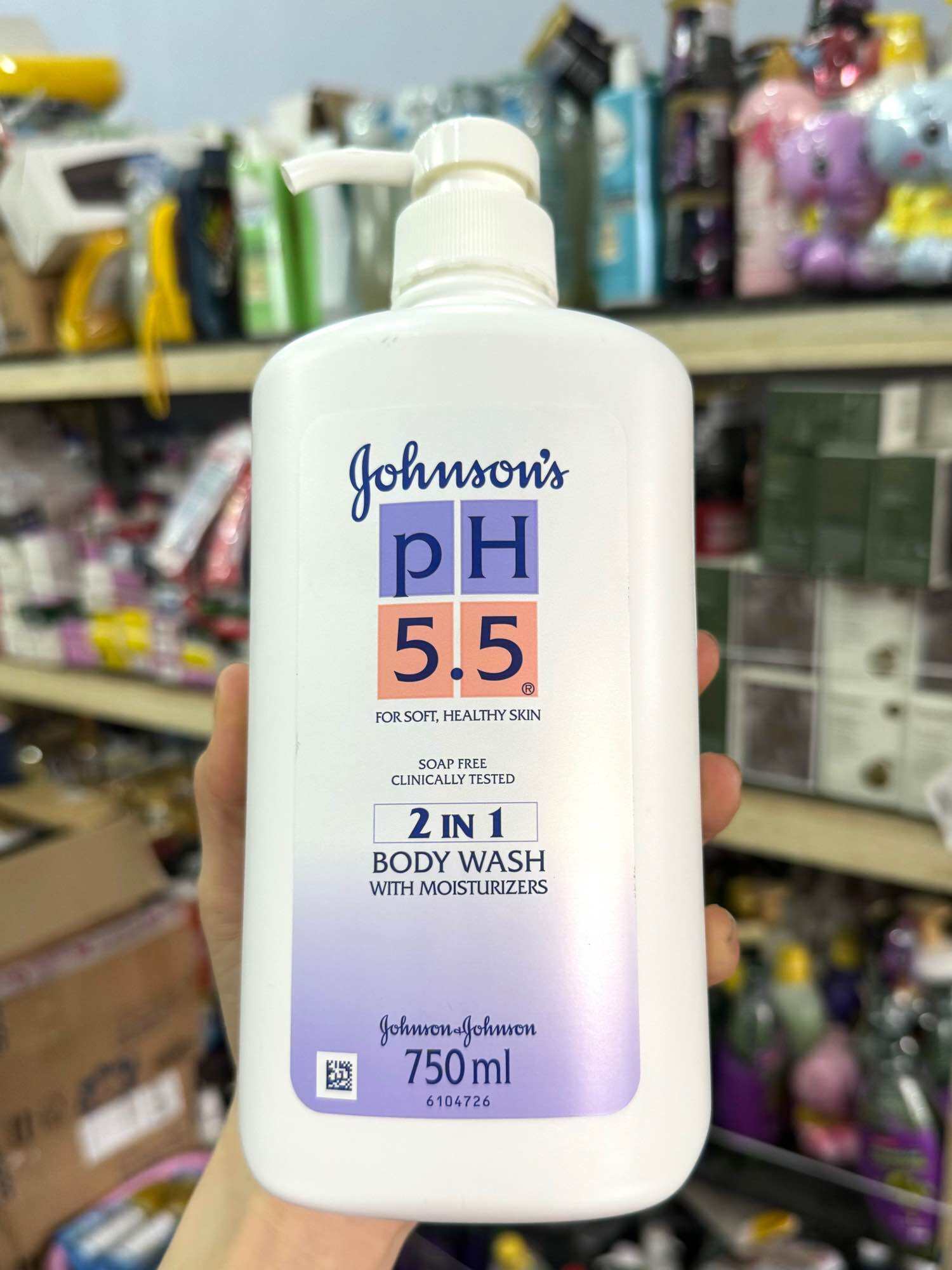 Sữa tắm johnson's ph 5.5 2in1 chứa kem dưỡng ẩm 750ml