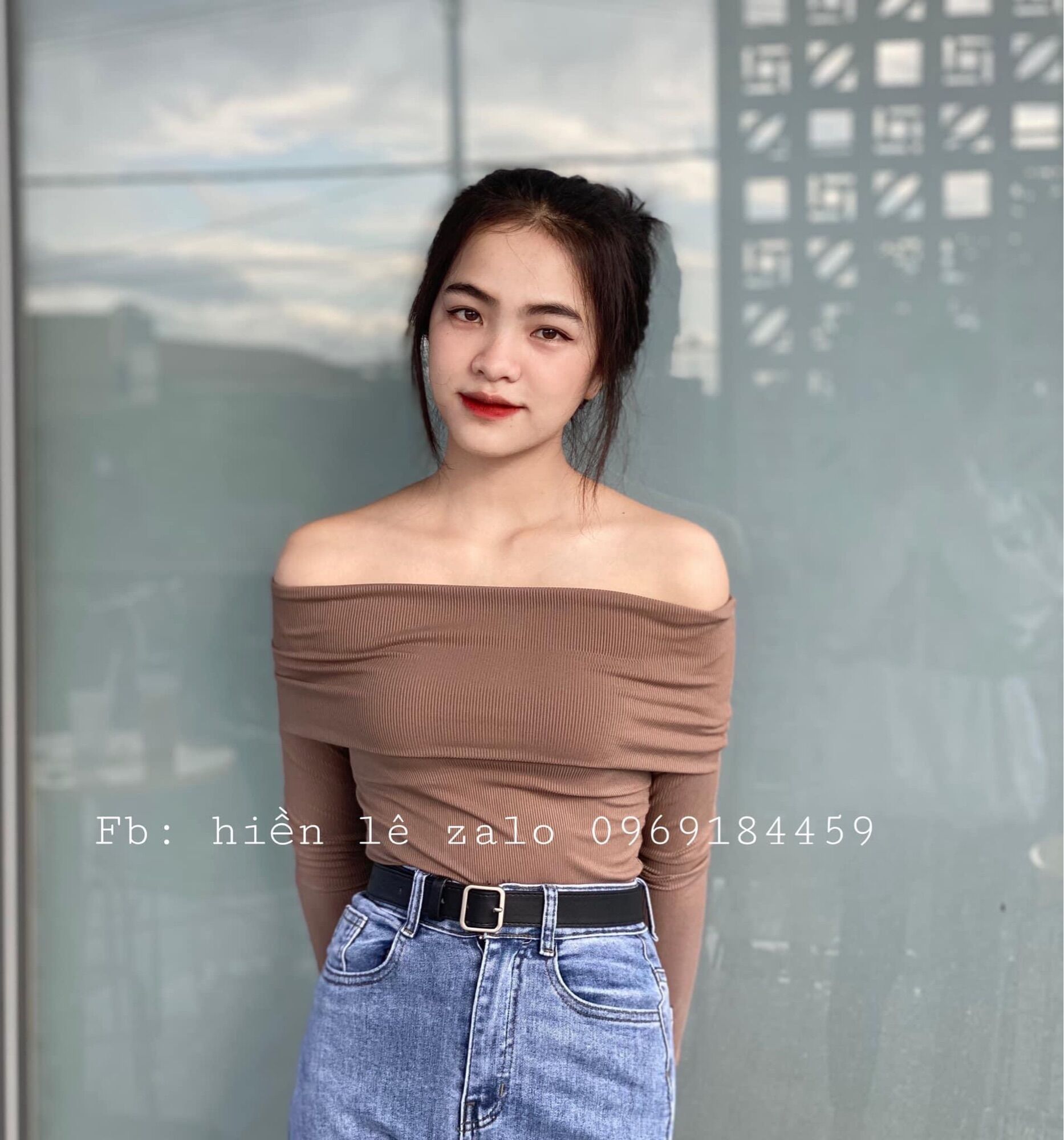 Áo bẹt vai gân tay dài