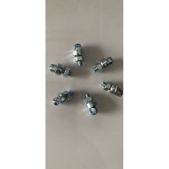 Ốc bắt gọng tanh xe đạp giá 1 chiếc