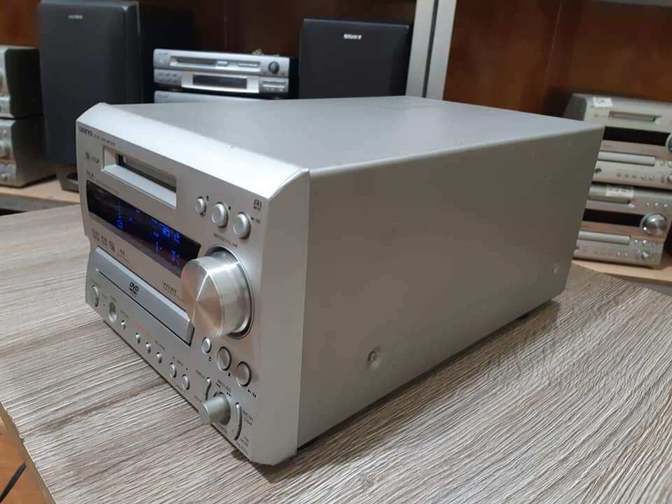 Cục dàn Onkyo X7DV quá đẹp