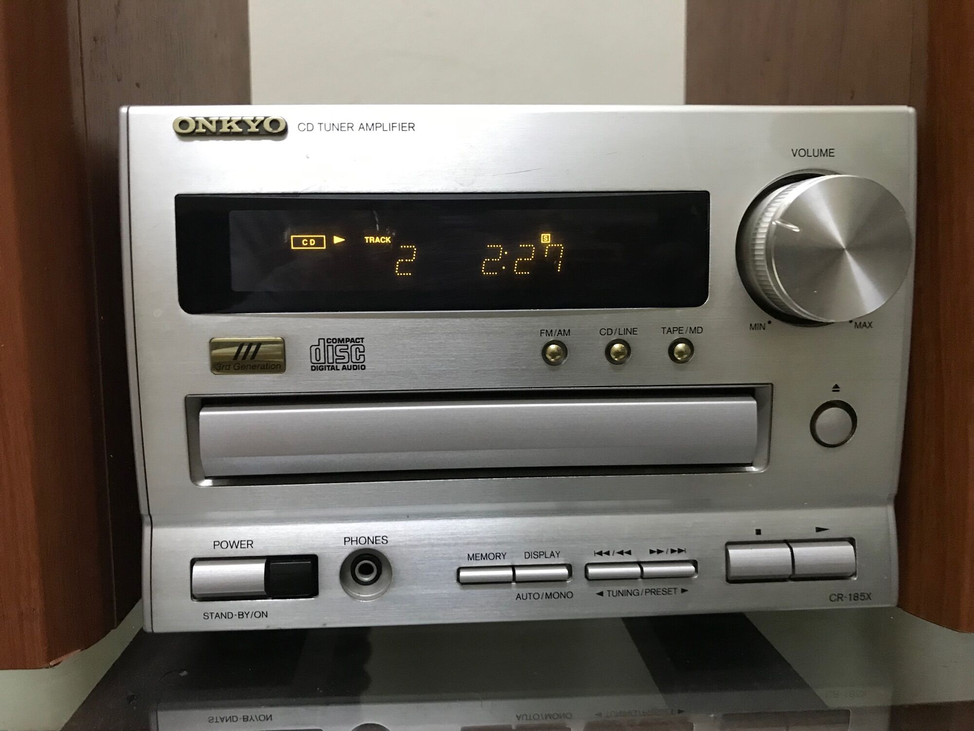 Cục dàn mini Onkyo 185 không loa