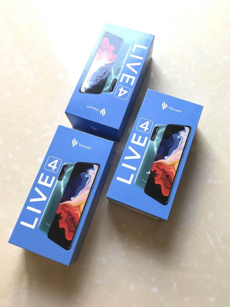 Điện Thoại Vsmart Live 4 (4GB-64GB) Hàng 99%