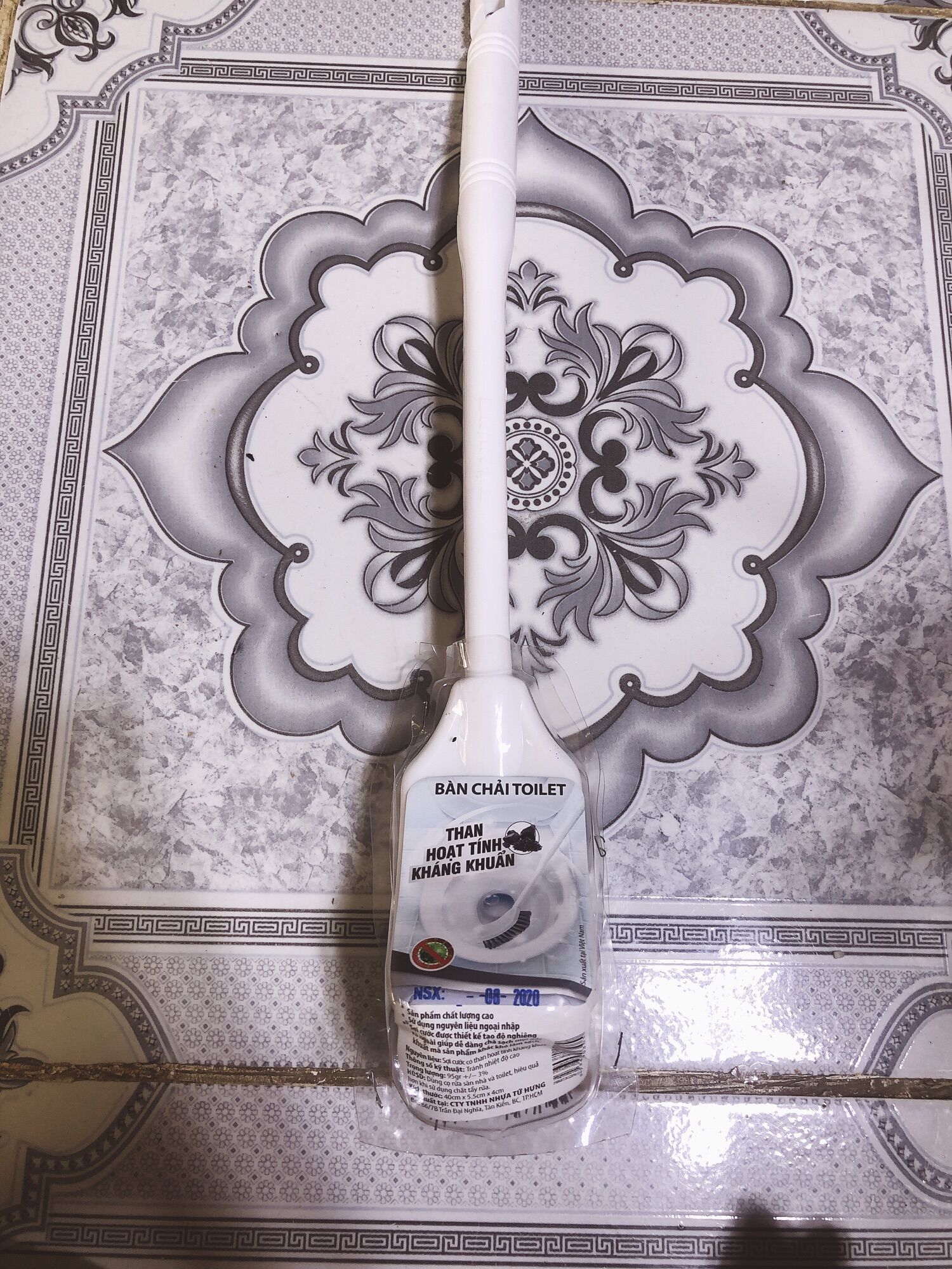 Bàn chải chà toilet than tre dài 40cm